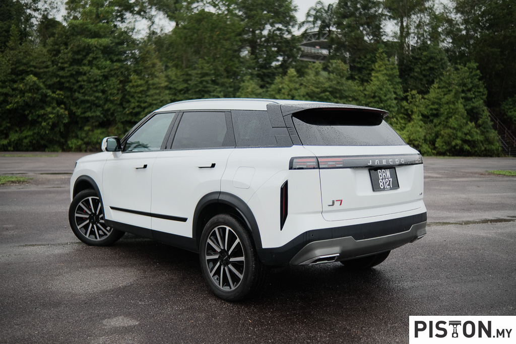 This Is Why The JAECOO J7 Should Be Your Next Car!