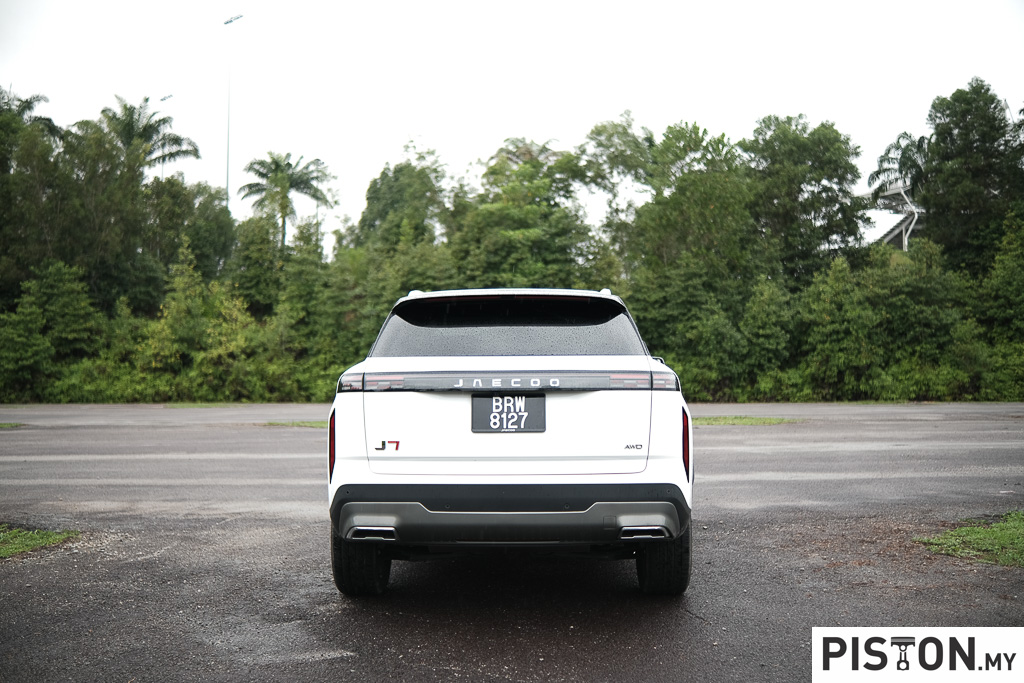 This Is Why The JAECOO J7 Should Be Your Next Car!