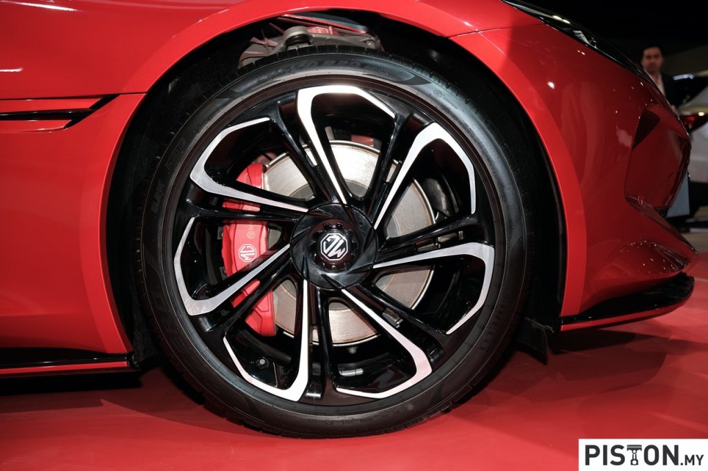 MG Cyberster Launched in Malaysia: RM319,900 – MG3 HEV and MG7 Showcased