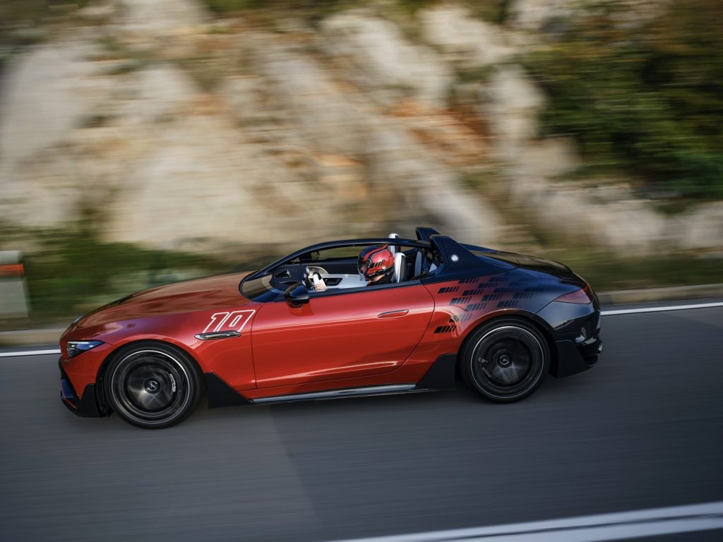 The Mercedes-AMG PureSpeed has a 4.0-liter V8 biturbo – 0-100km/h in 3.6 Seconds!