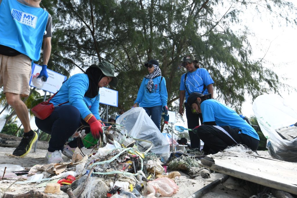 Proton Partners with MY Clean Beach for Environmental Conservation