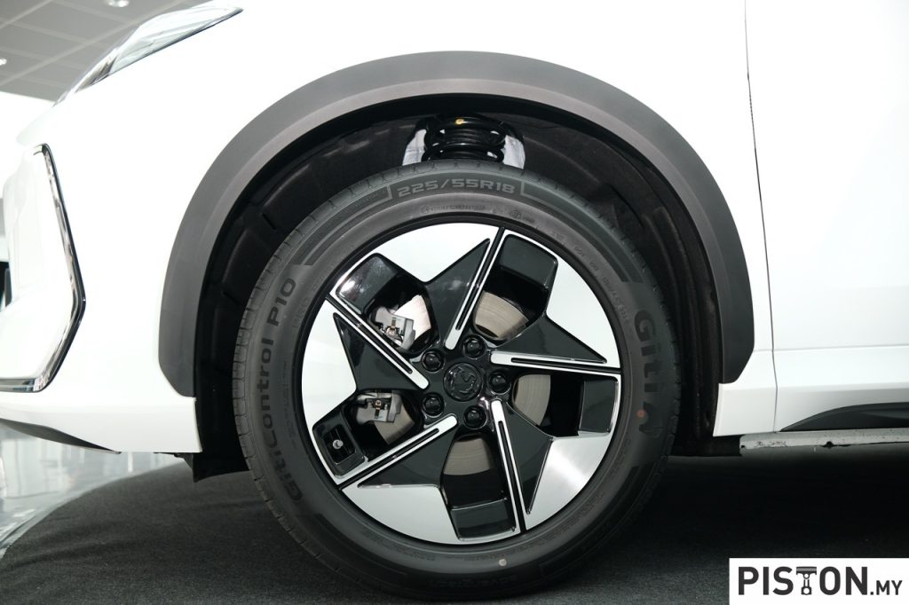 Proton e.MAS 7 Officially Launched – RM4,000 Rebate for the First 3,000 Customers