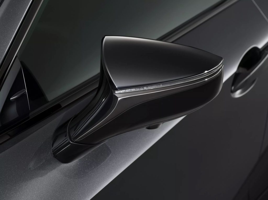 Lexus Unveils 2025 IS F Sport Mode Black IV Special Edition in Japan