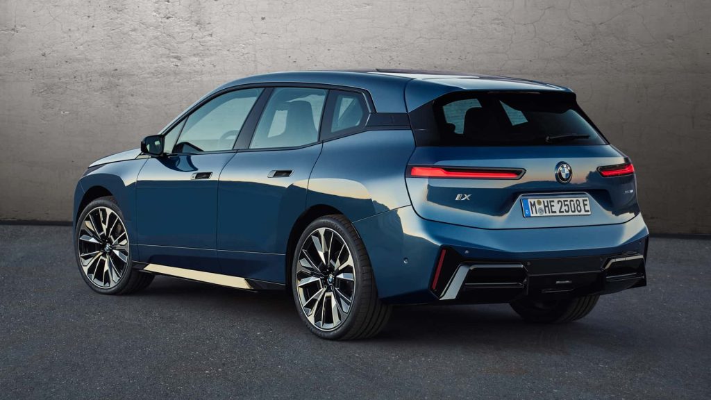 BMW Memperkenalkan Versi Baharu SUV Elektrik iX untuk Tahun Model 2026