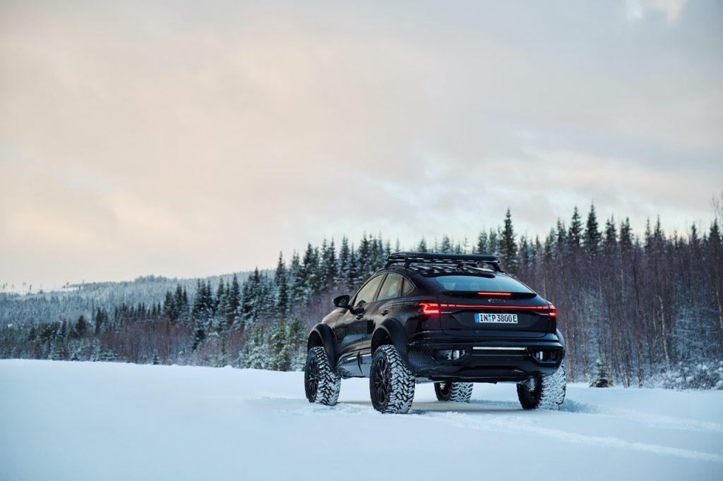 Audi Memperkenalkan Konsep Q6 e-tron Offroad Elektrik