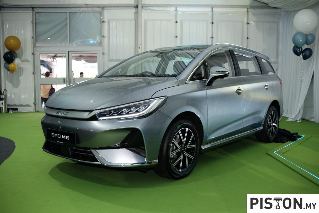 Biden Administration Moves to Ban Sale of Smart Cars with Chinese or Russian Technology