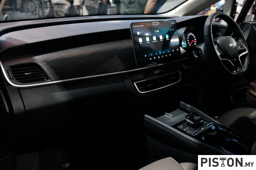 Biden Administration Moves to Ban Sale of Smart Cars with Chinese or Russian Technology