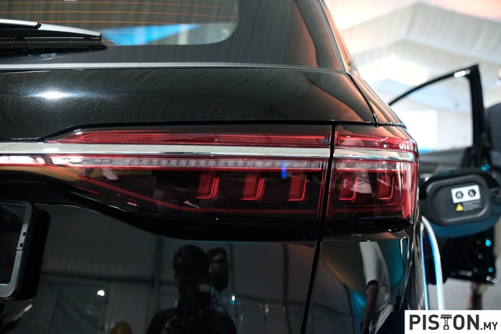 Biden Administration Moves to Ban Sale of Smart Cars with Chinese or Russian Technology