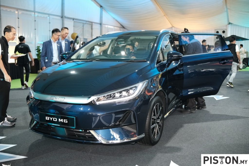 Biden Administration Moves to Ban Sale of Smart Cars with Chinese or Russian Technology