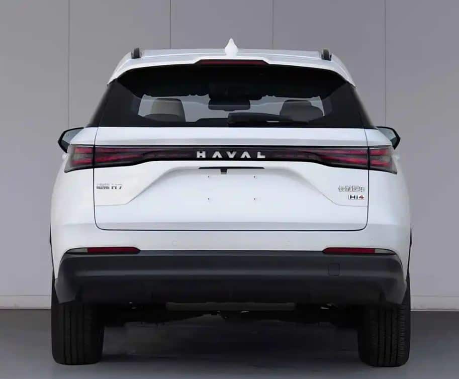 GWM Haval Memperkenalkan Gambar SUV Haval H7 untuk 2025