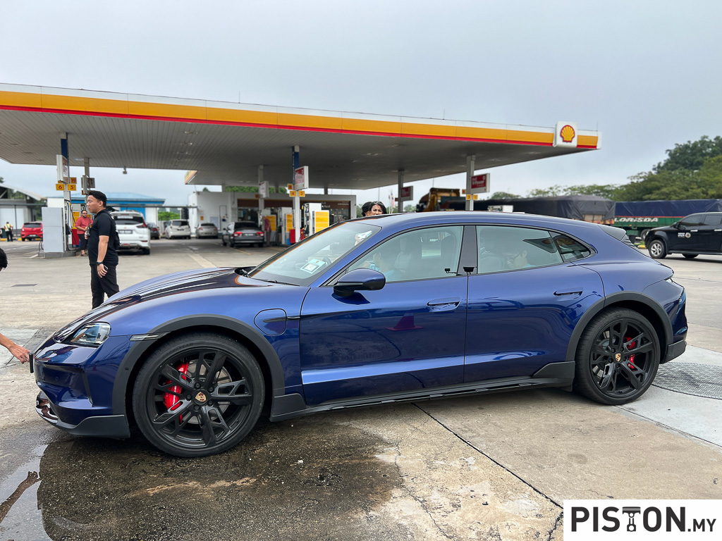 Review: New Porsche Taycan – Electrifyingly Good!