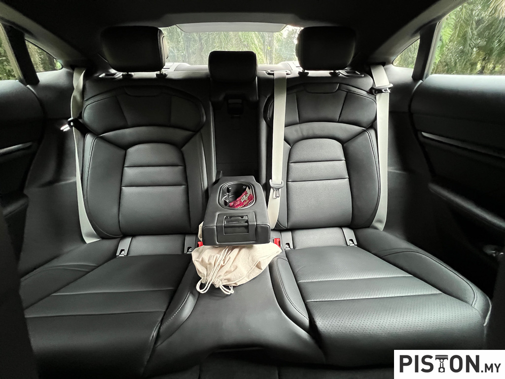 Review: New Porsche Taycan – Electrifyingly Good!