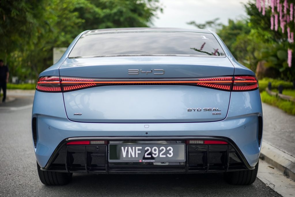 Review: BYD Seal Performance – A Testament in Performance
