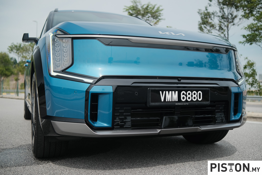 Review: KIA EV9 – Bold, Beautiful & Unlike Anything Else