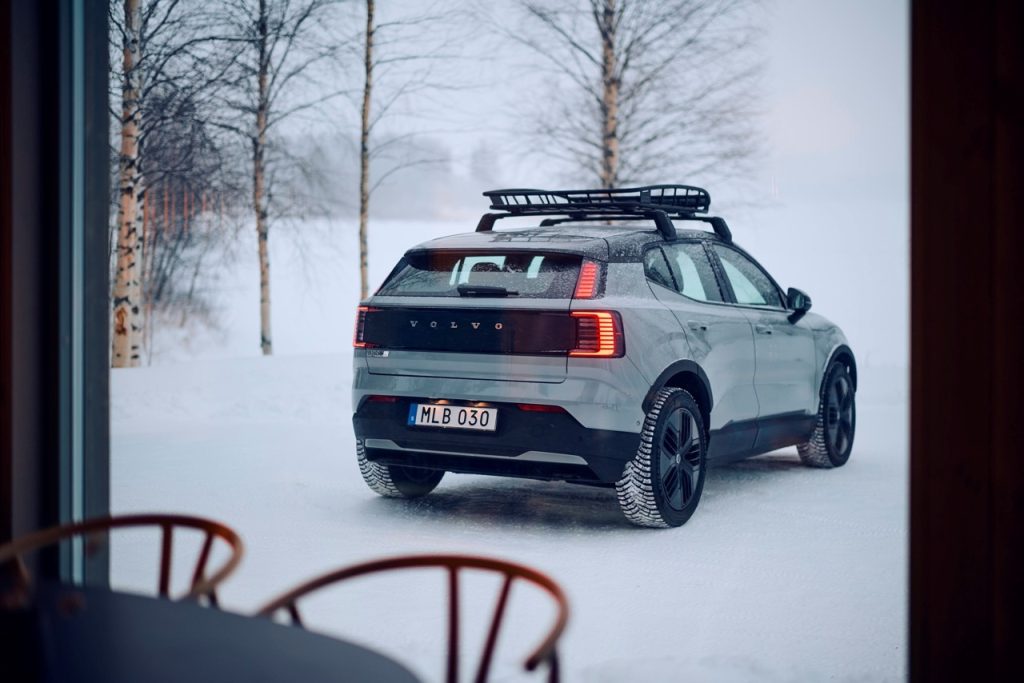 Volvo EX30 Cross Country: SUV Elektrik untuk Pengembaraan Luar Bandar