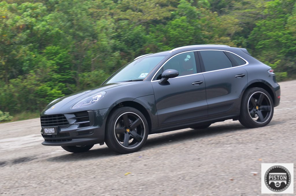 Porsche Mungkin Memperkenalkan SUV ICE Baharu