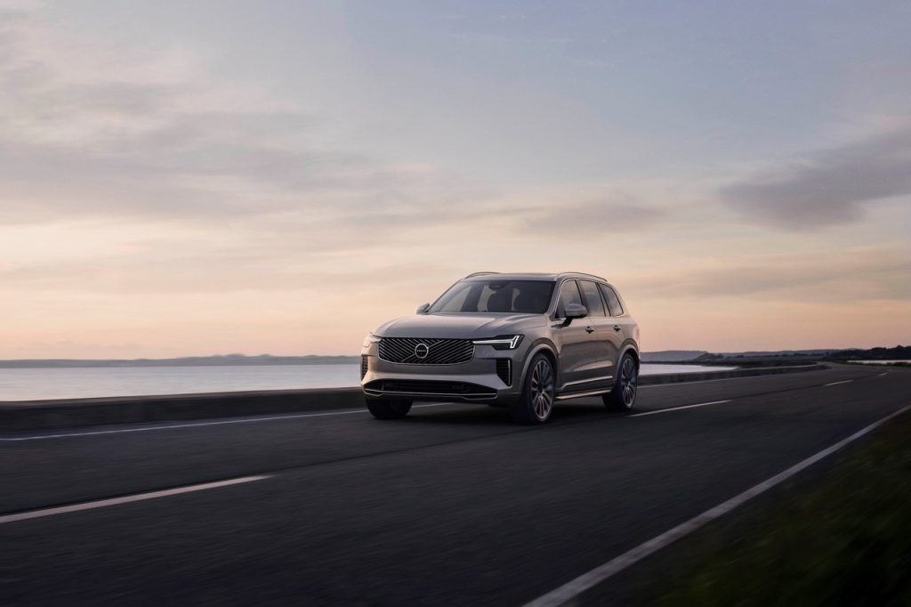 Volvo Car Malaysia Confirms Arrival of EX90 and New XC90 Flagship SUVs