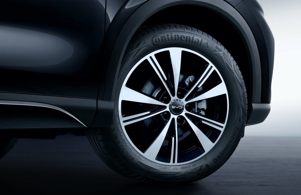 BYD Introduces Atto 3 ULTRA with Enhanced Features and Competitive Pricing