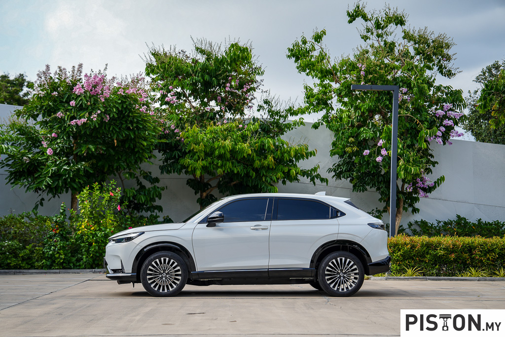 Review: The Honda e:N1 Has Everything You Need In An EV, And More!