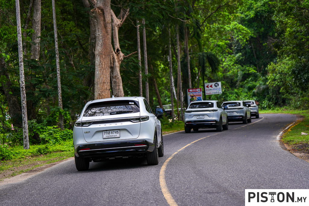 Review: The Honda e:N1 Has Everything You Need In An EV, And More!