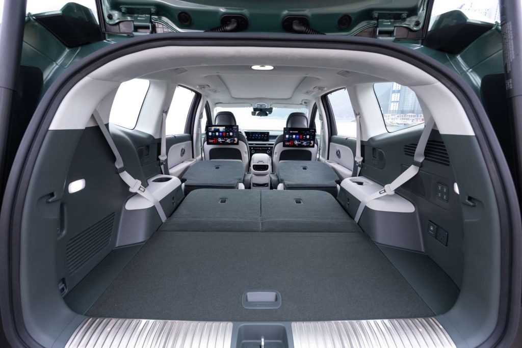 Hyundai IONIQ 9: Electric SUV with Advanced Technology and 539km Driving Range
