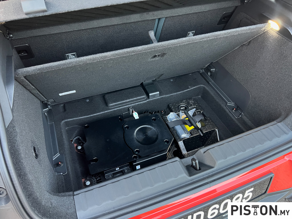Review: The Mini Aceman S Offers Good Looks But With An Iffy Ride Quality