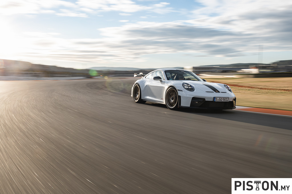 Review: Porsche GT3 992.2 – Still Brutally Fast, Still Brilliant To Drive!