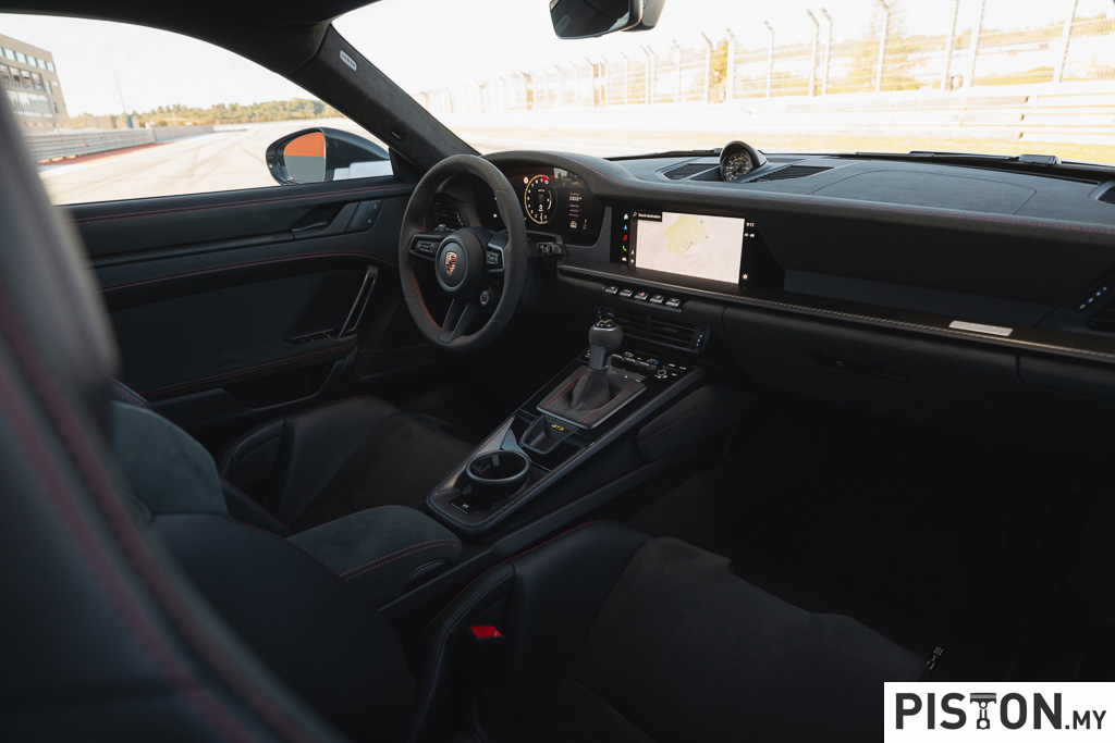 Review: Porsche GT3 992.2 – Still Brutally Fast, Still Brilliant To Drive!