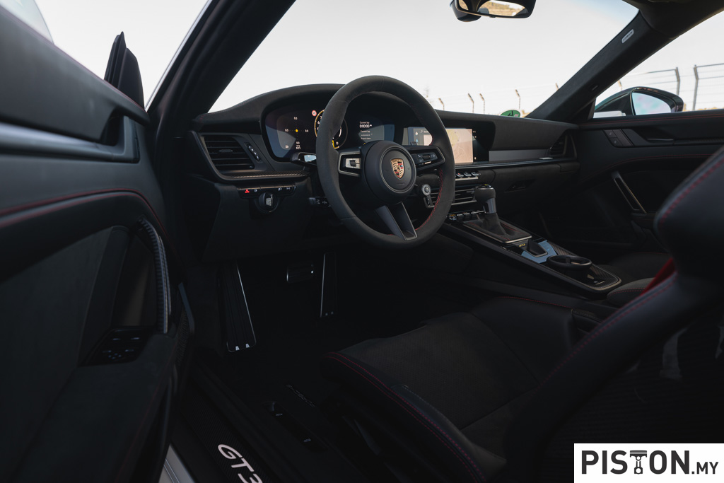 Review: Porsche GT3 992.2 – Still Brutally Fast, Still Brilliant To Drive!