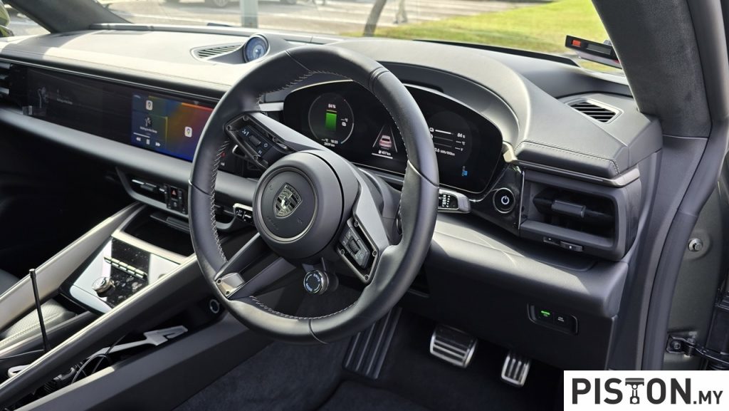 Porsche Enhances Digital Experience for 911, Taycan, Panamera, and Cayenne