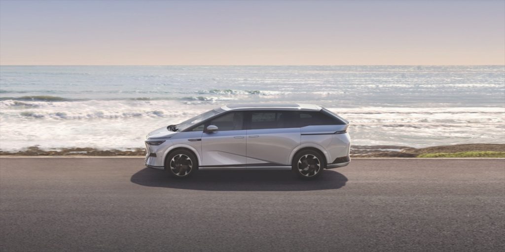 XPENG Launches the X9 Ultra Smart Large Seven-Seater in Malaysia