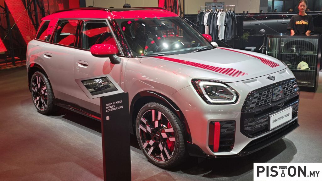 Auto Shanghai 2025: BMW Group Showcased Future Innovations, On the Road to Neue Klasse