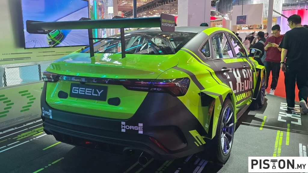 Auto Shanghai 2025: Geely Showcases Methanol-Fueled Super Sedan Prototype