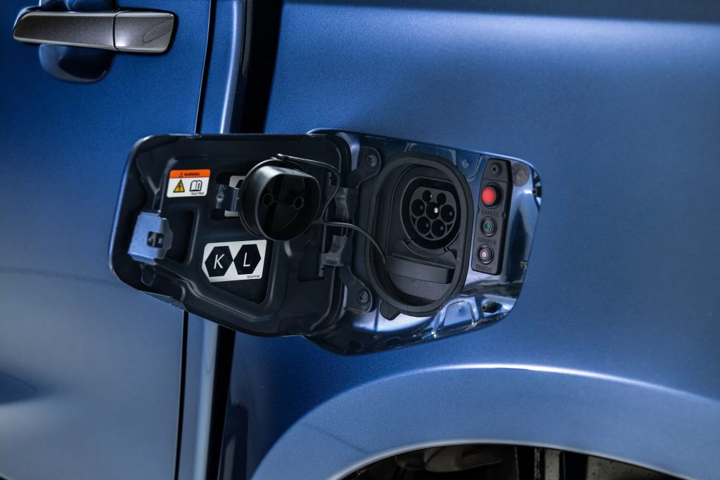 Isuzu Mulakan Pengeluaran D-MAX EV Di Thailand