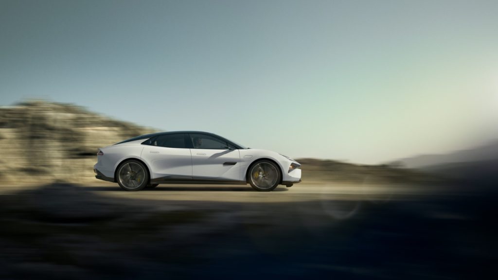 Lotus Perkenal Struktur Model Baharu bagi Eletre dan Emeya