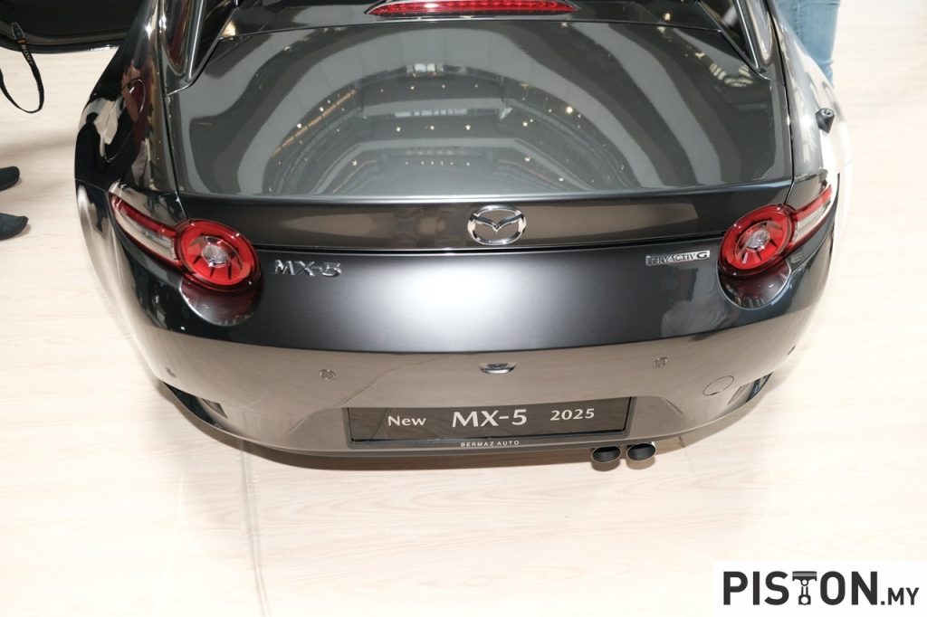 Mazda MX-5 Edisi Ulang Tahun Ke-35 Dilancarkan di Malaysia untuk RM315,000