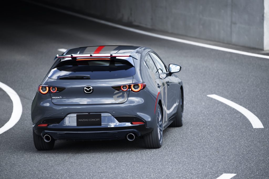 Mazda3 Konsep Tampil Lebih Sporty dan Eksklusif di Pameran Auto Bermaz