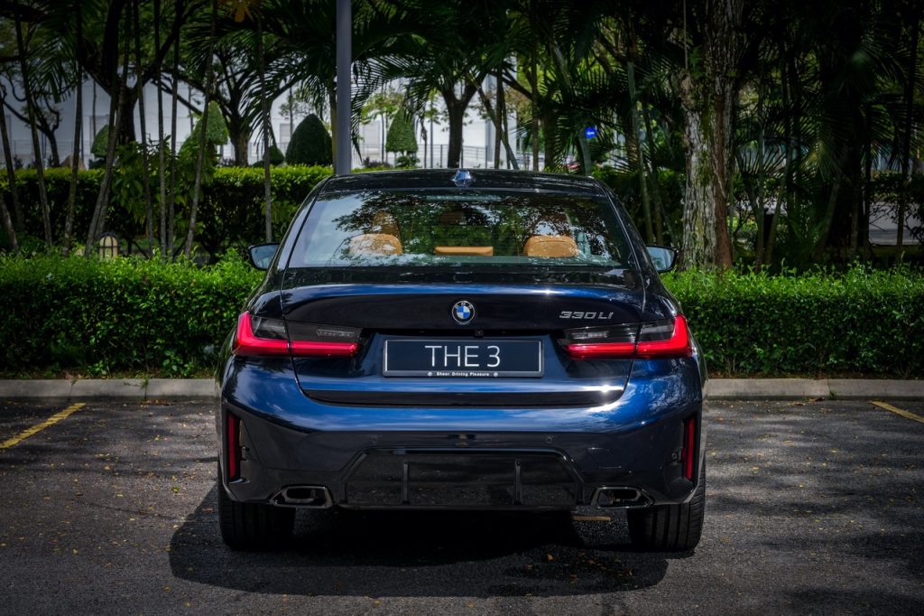 Malaysia Autoshow 2025: BMW Malaysia Memperkenalkan BMW 330Li M Sport Baharu