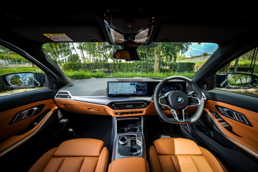 Malaysia Autoshow 2025: BMW Malaysia Memperkenalkan BMW 330Li M Sport Baharu