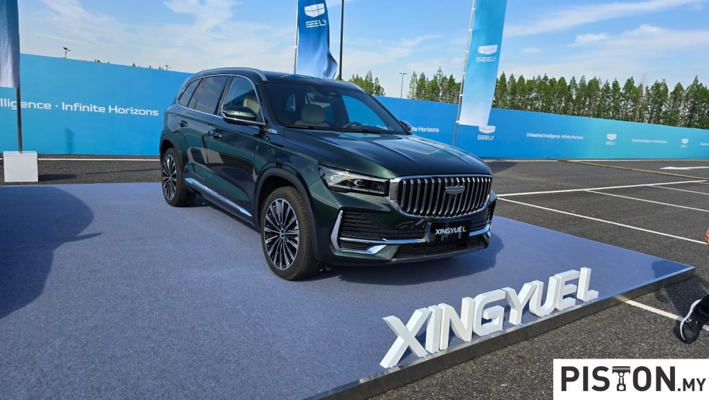 Geely Chairman Backs Dual Strategy of ICE and EV Development, Rejects Price War Tactics
