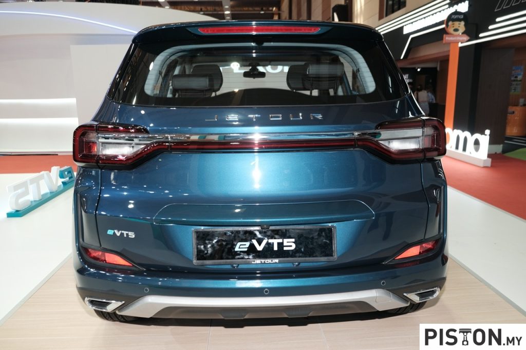 Jetour eVT5 Makes Quiet Debut Alongside VT9 and T2