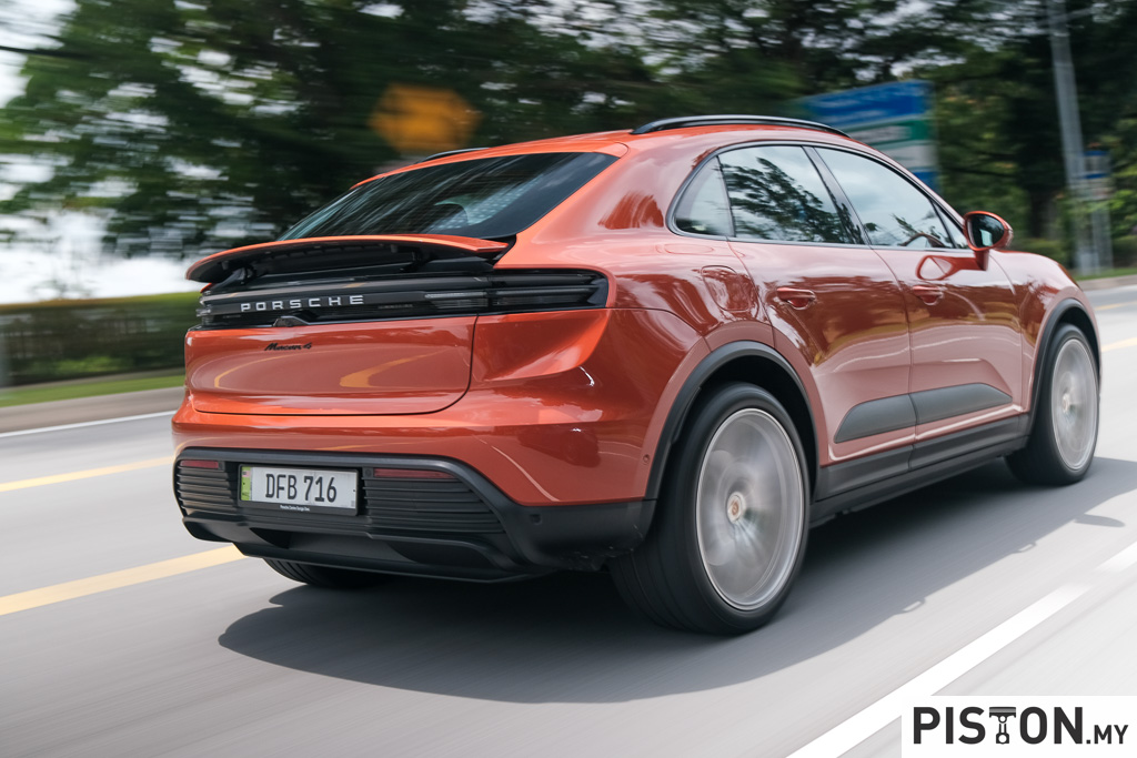 Review: New Porsche Macan 4 Offers Good Looks & Practicality