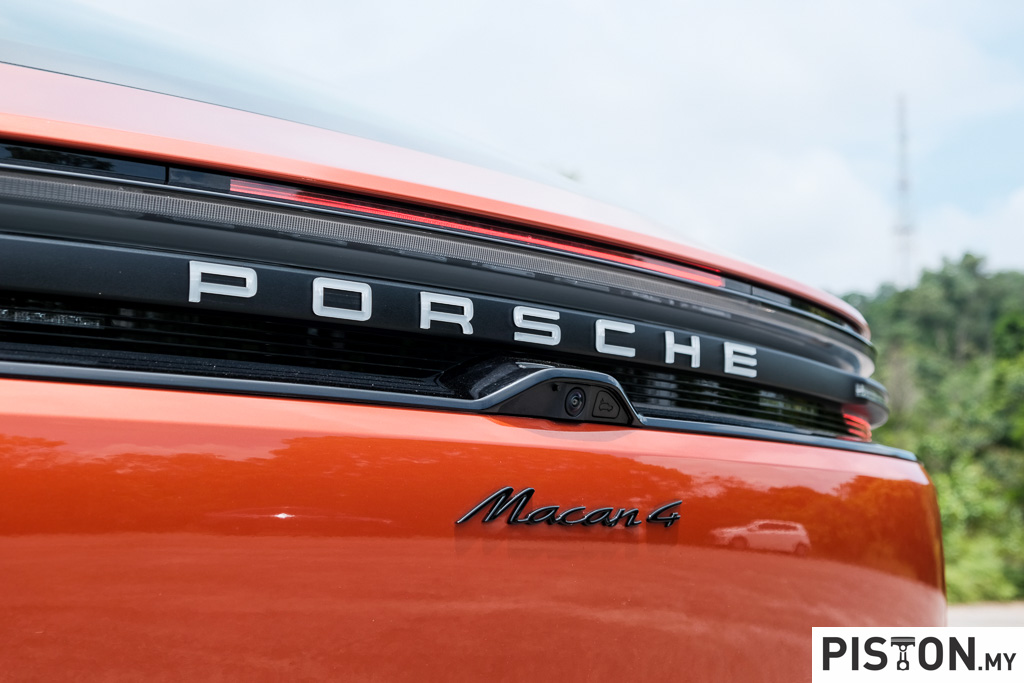 Review: New Porsche Macan 4 Offers Good Looks & Practicality