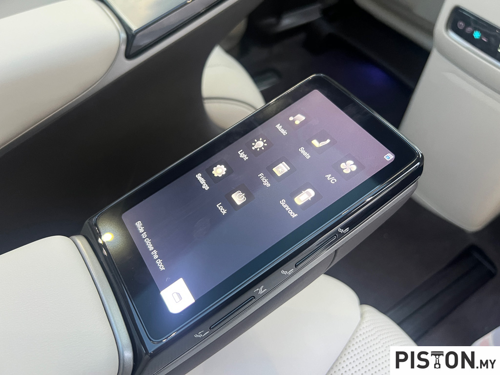 Review: Denza D9 – Which Variant Should You Buy?