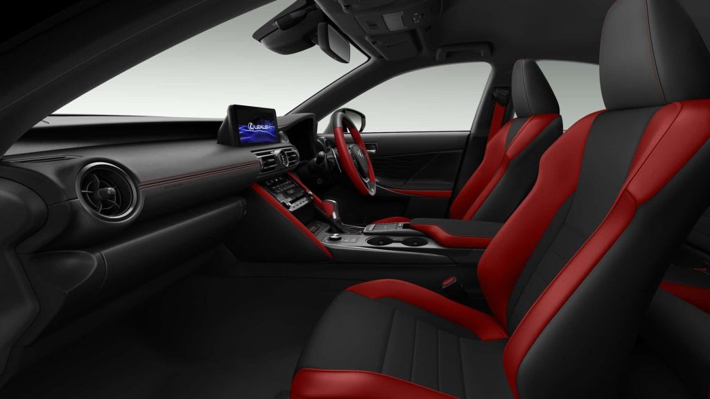 Lexus Marks the Finale of IS500 with Limited-Run “Climax Edition”
