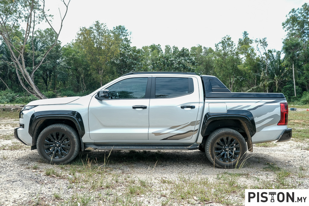 Review: The New Mitsubishi Triton Could Just Be The Best Pick-Up Truck Now!