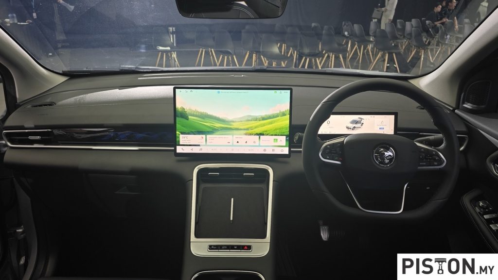 Proton X50 Baharu: Kini Dengan Apple CarPlay, Android Auto dan Enjin Empat Silinder