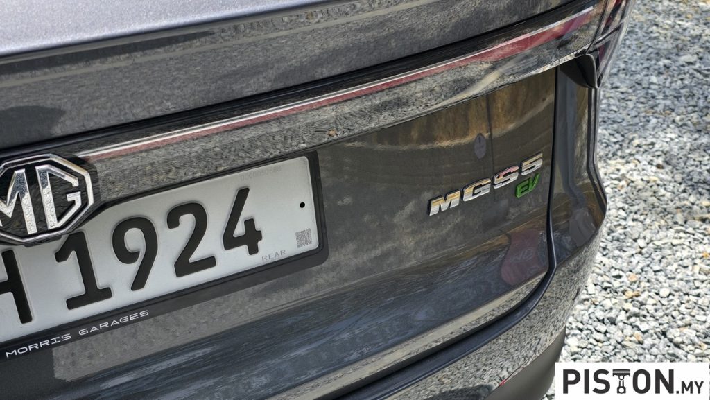 Review: The MGS5 EV is Nearly a Perfect SUV