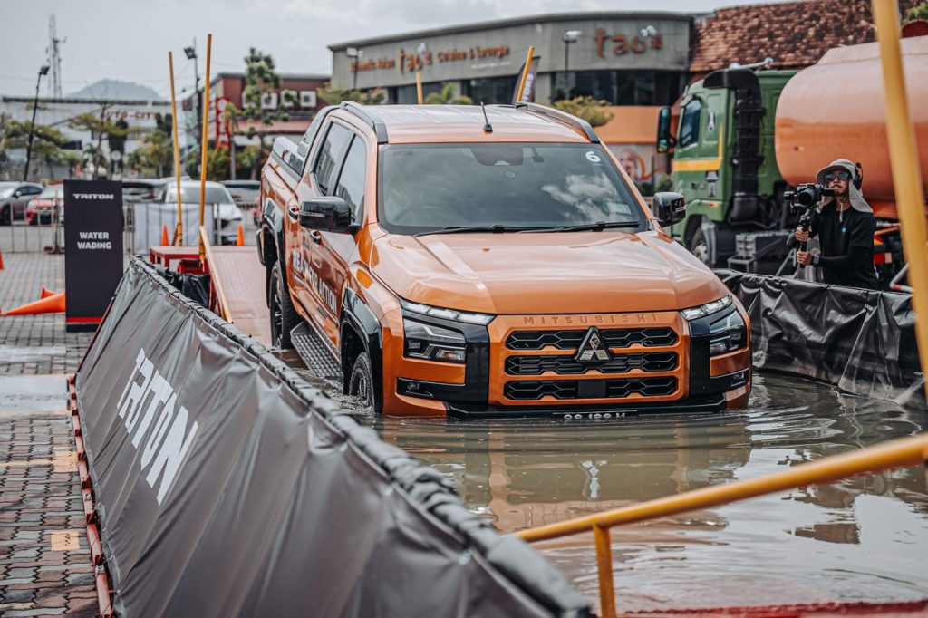 Mitsubishi Triton Gegar Kota Bharu dengan Acara “Live the Drive” Penuh Aksi