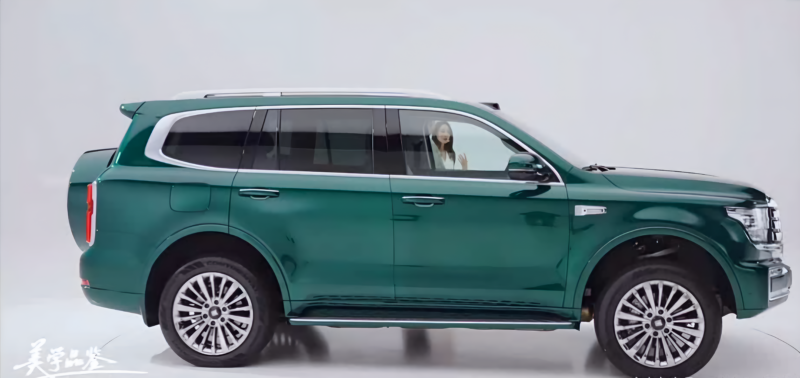 GWM Unveils Enhanced Tank 500 Hi4-T and Hi4-Z Plug-In Hybrids for China